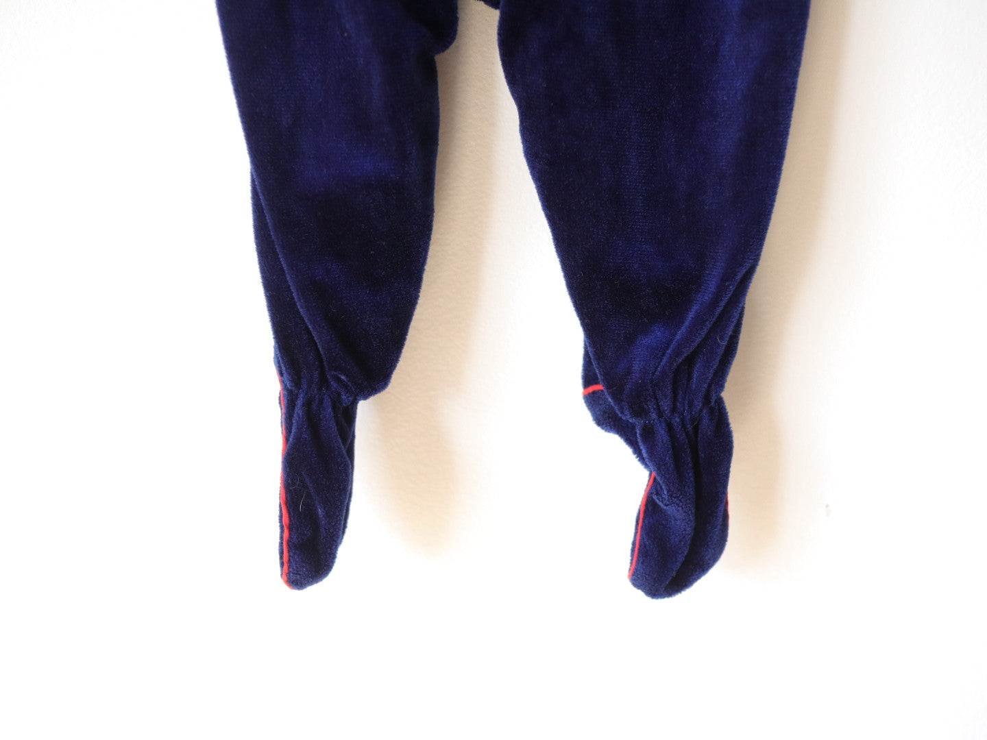 Grenouillère / barboteuse de cérémonie bébé bleu marine en velours vintage - 3-6 mois