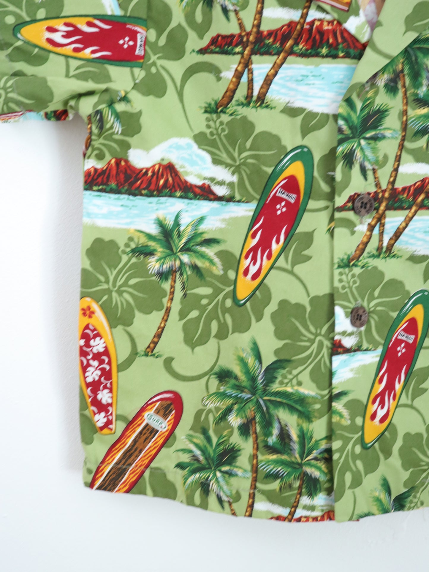 Retro Green Hawaiian Shirt / Made in USA / 3Y