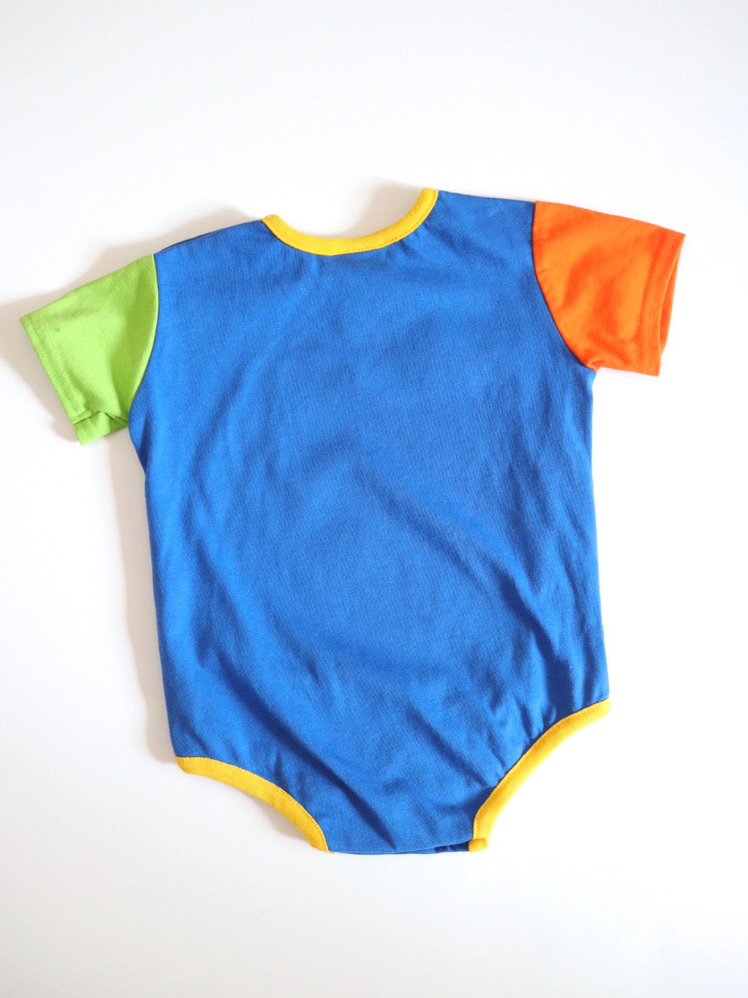 Retro PEANUTS SNOOPY Colour-block Onesie / 12M