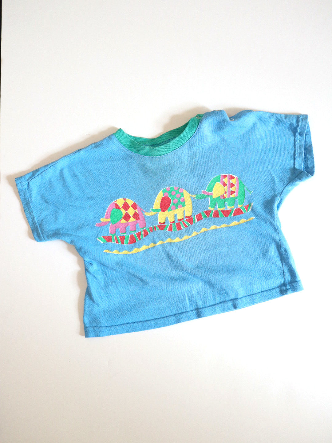 Vintage Rainbow Elephants Tee + Blue Plaid Shorts SET / 12-18M