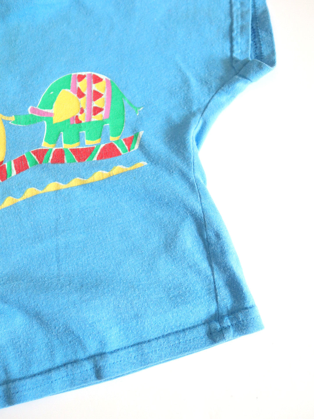 Vintage Rainbow Elephants Tee + Blue Plaid Shorts SET / 12-18M