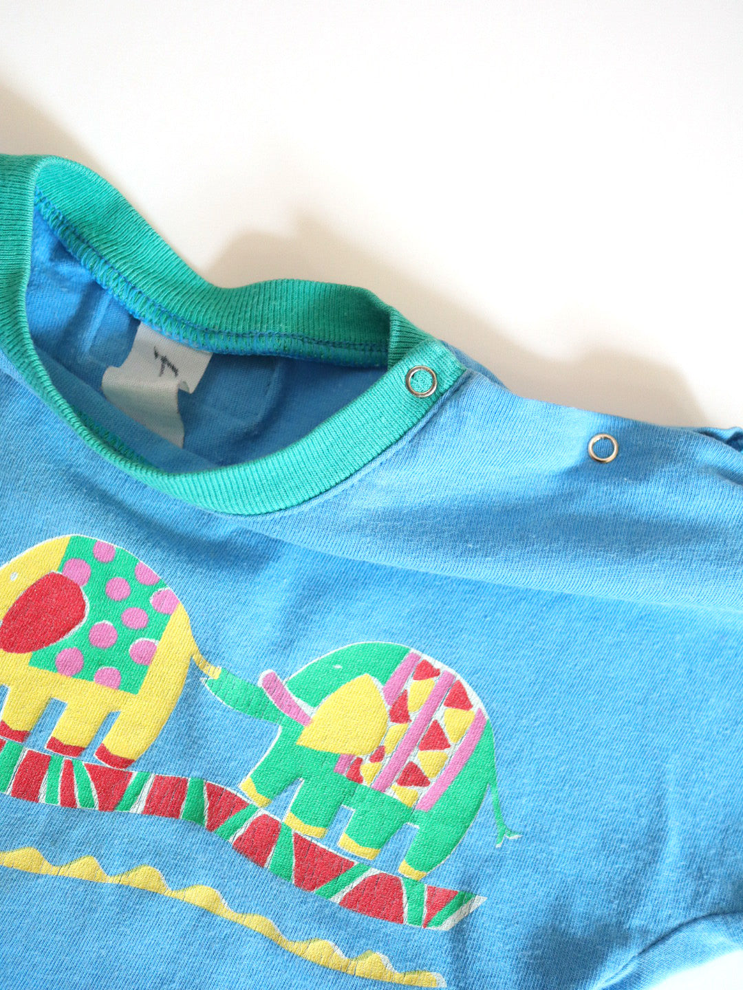 Vintage Rainbow Elephants Tee + Blue Plaid Shorts SET / 12-18M