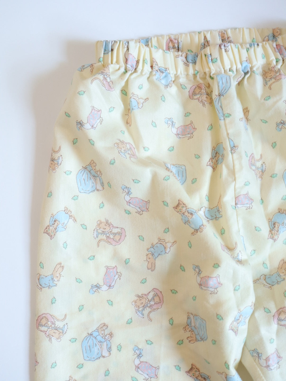 Peter Rabbits Print Yellow Lounge Pants / 5-6Y