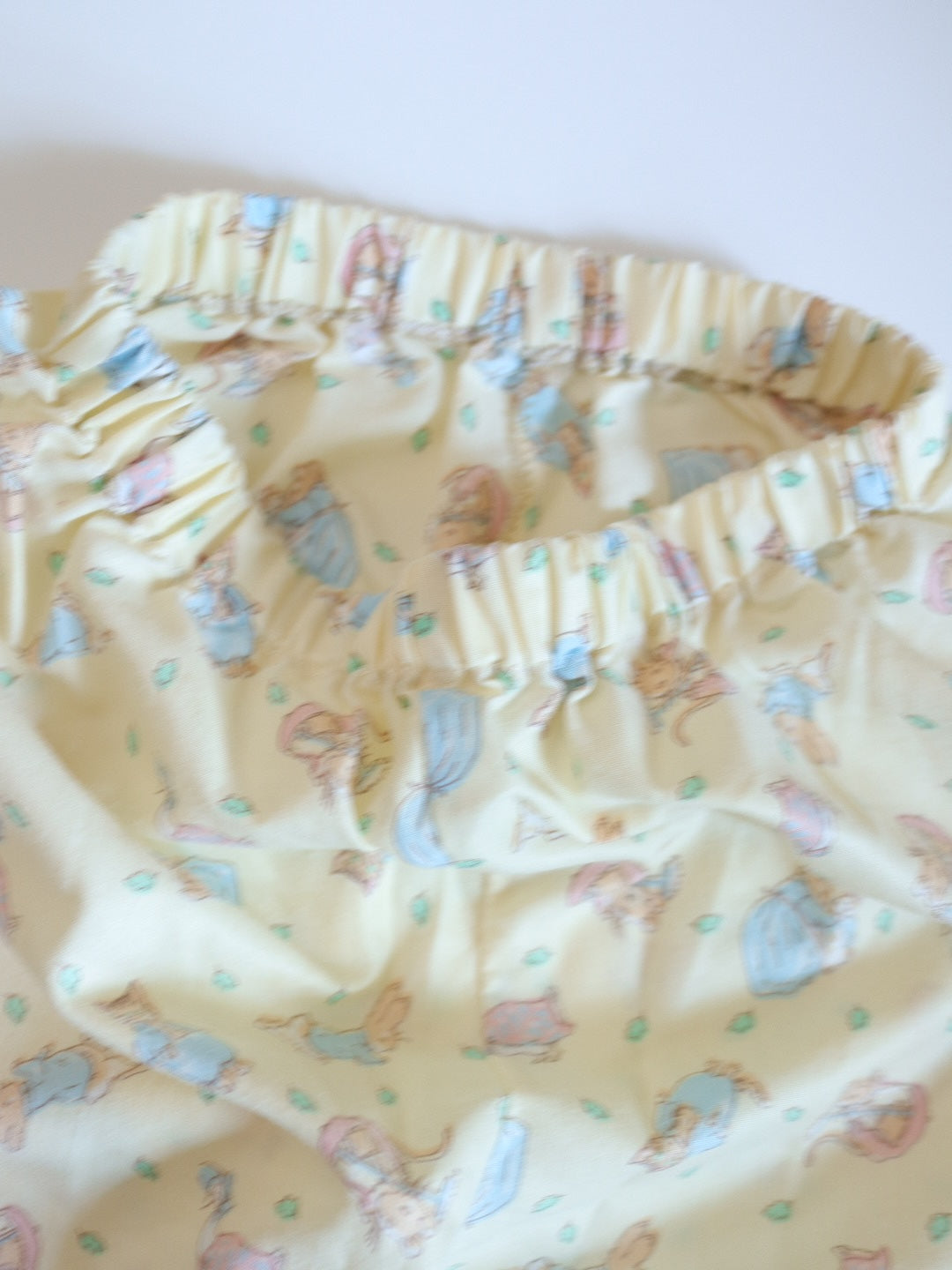 Peter Rabbits Print Yellow Lounge Pants / 5-6Y