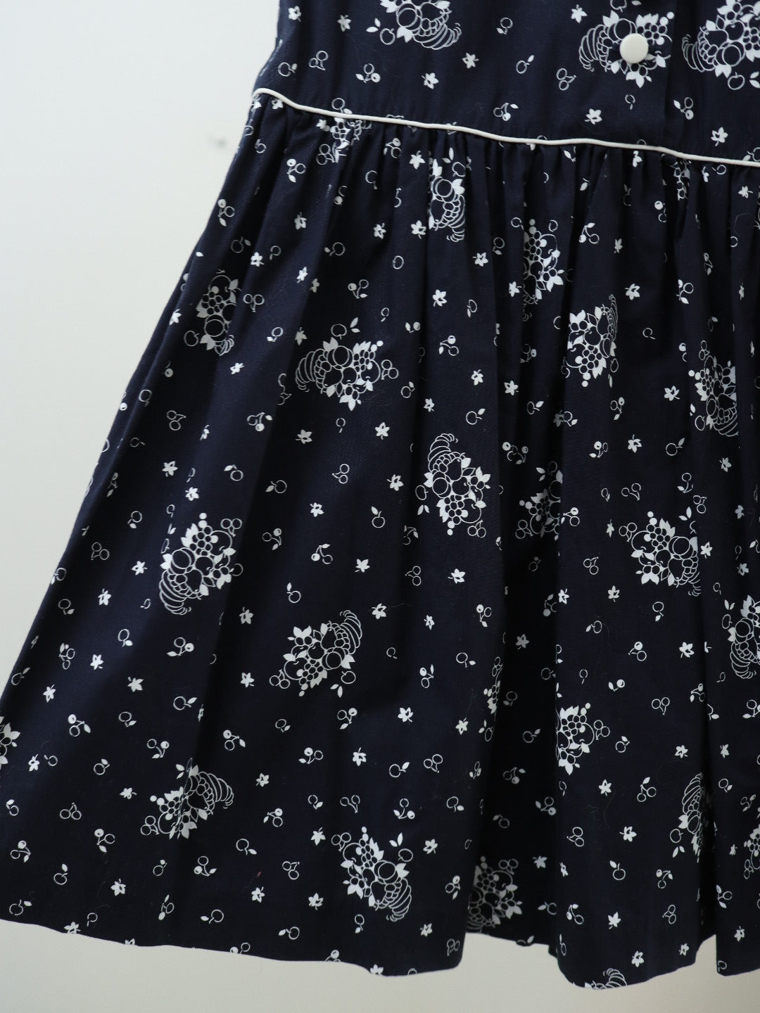 Vintage Fruits Print Black French Dress / 12Y+ (150)