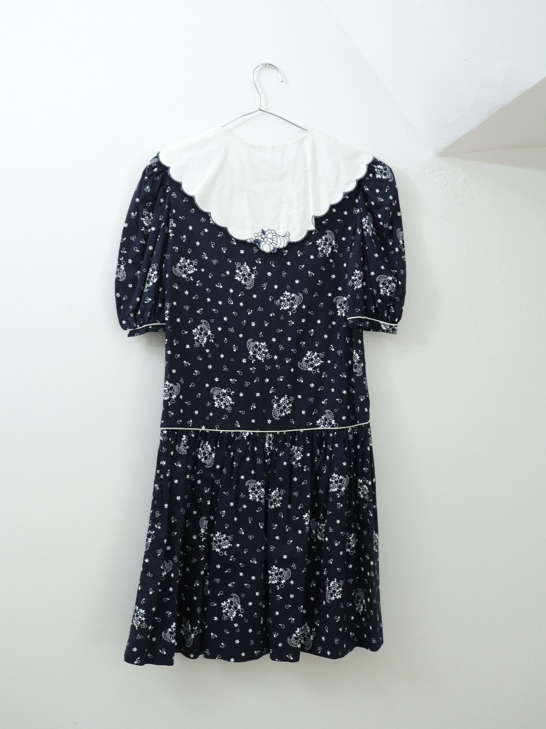 Vintage Fruits Print Black French Dress / 12Y+ (150)