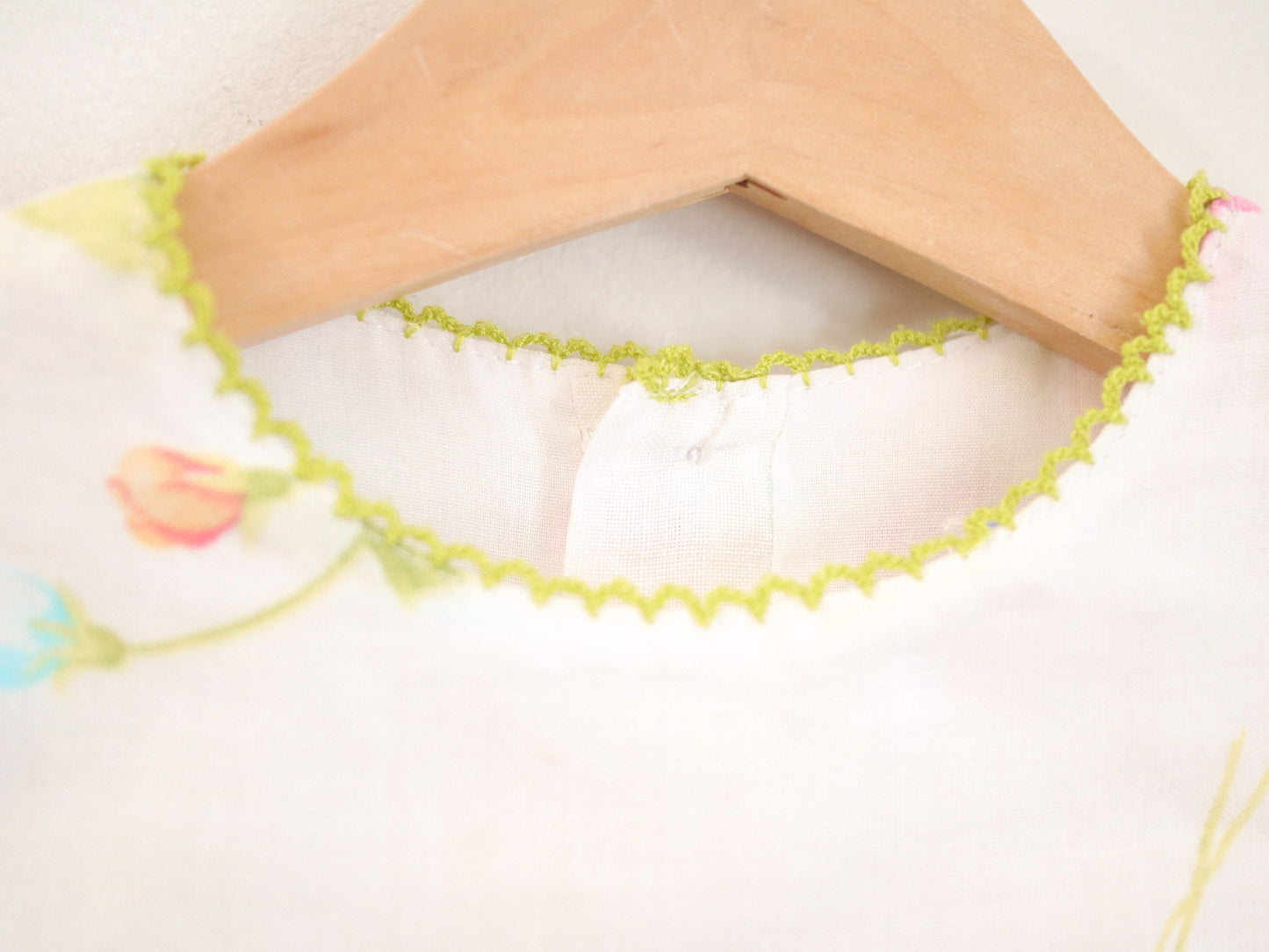 Retro baby girl floral white linen dress / Size 6M