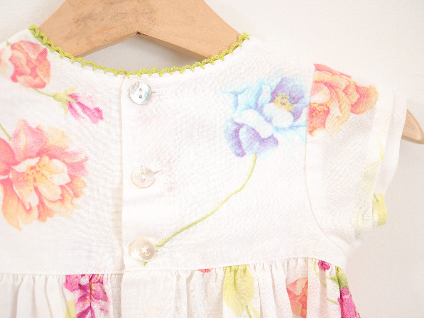Retro baby girl floral white linen dress / Size 6M