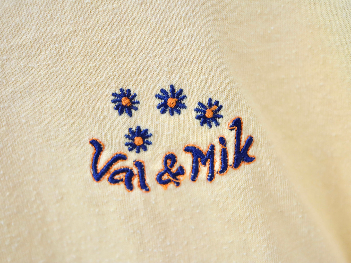 Vintage kids yellow flower tank top tee / Made in Canada / Size 5-6Y