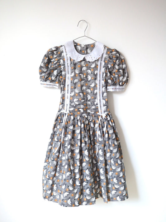Vintage "Peace" Dove Bird Print Cotton Dress / 6-8Y