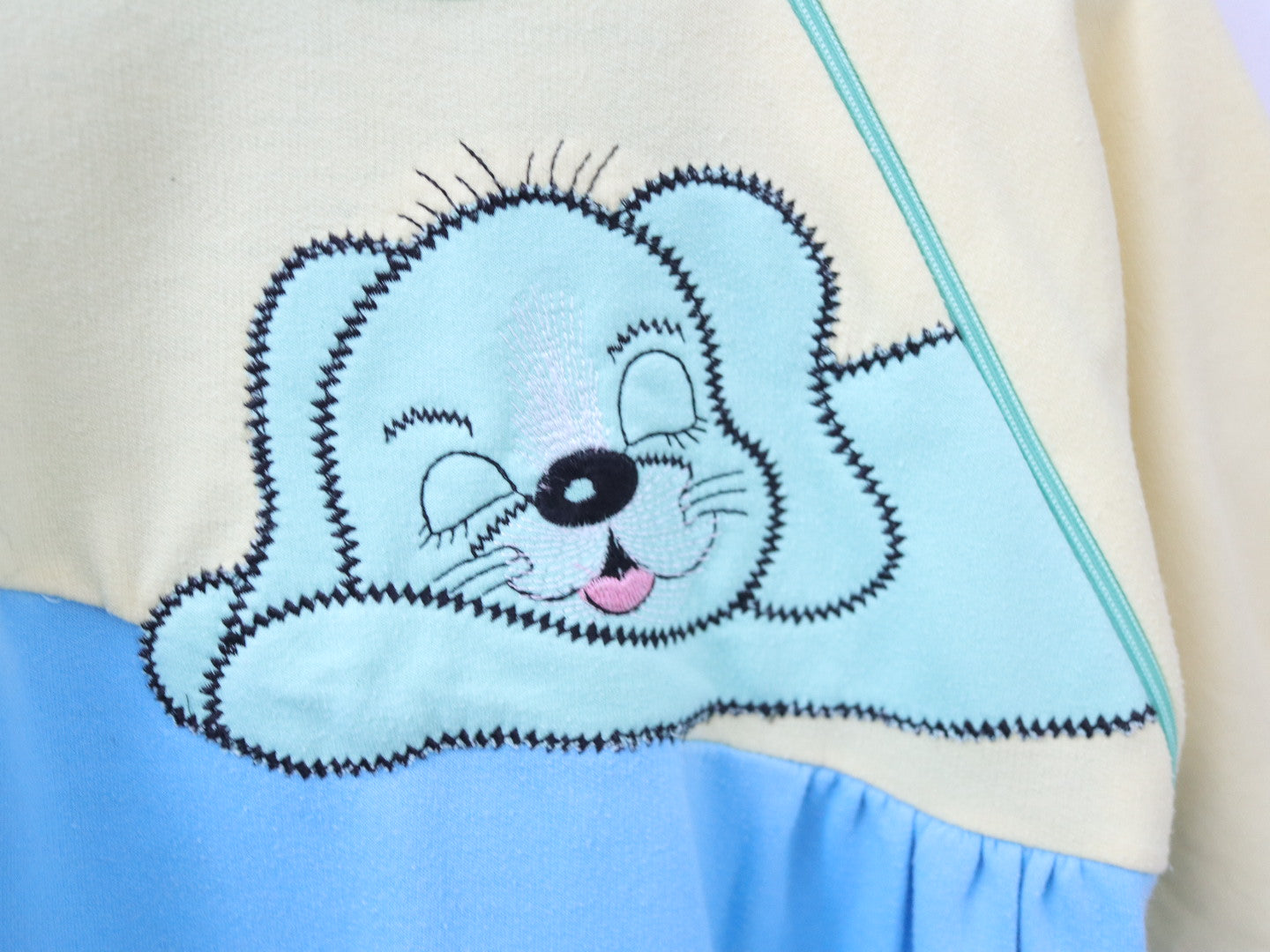 Vintage Dog Jersey Footed Romper / 18-24M