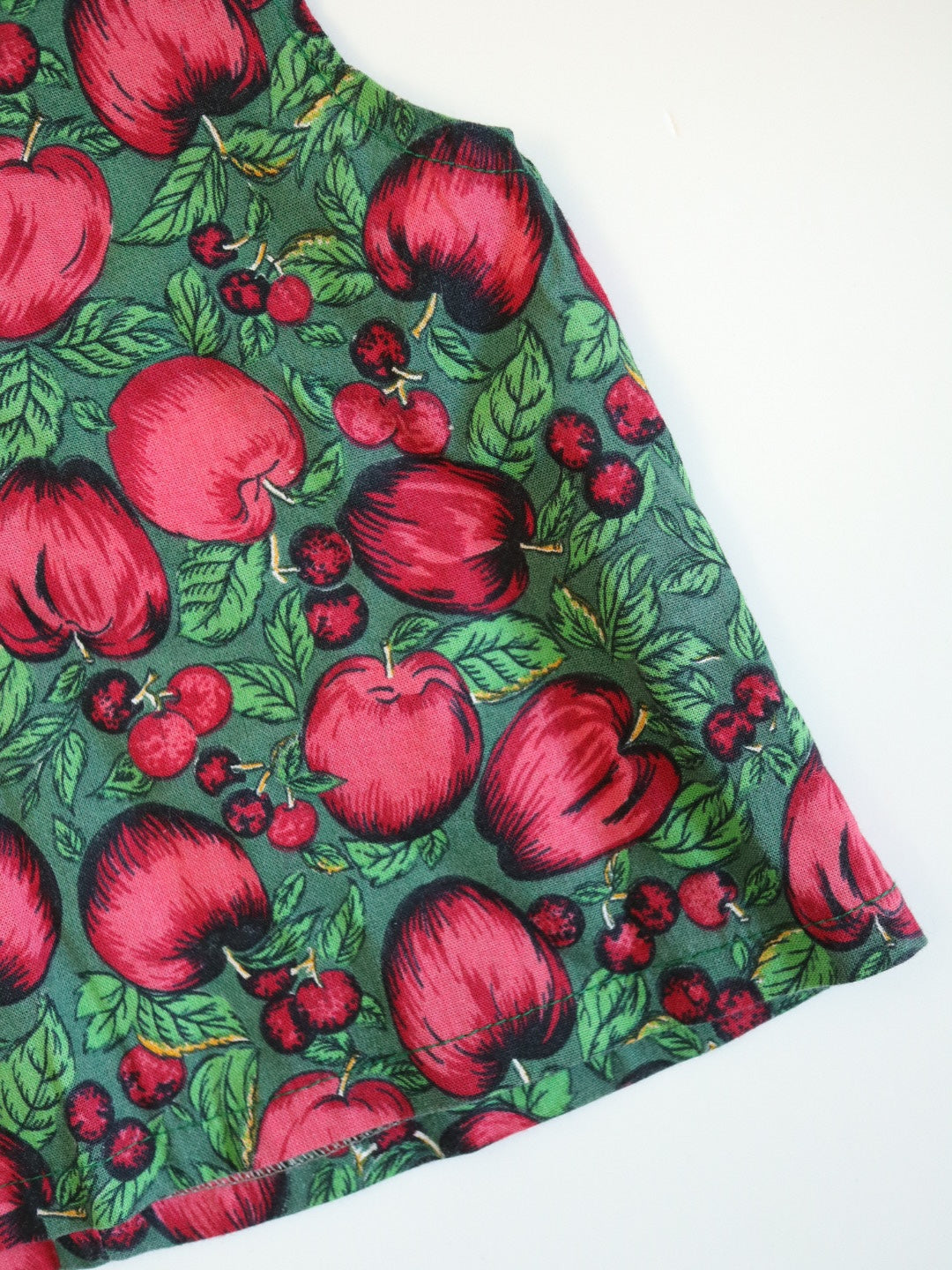Vintage Apple Print Top & Shorts Outfit SET / 2Y
