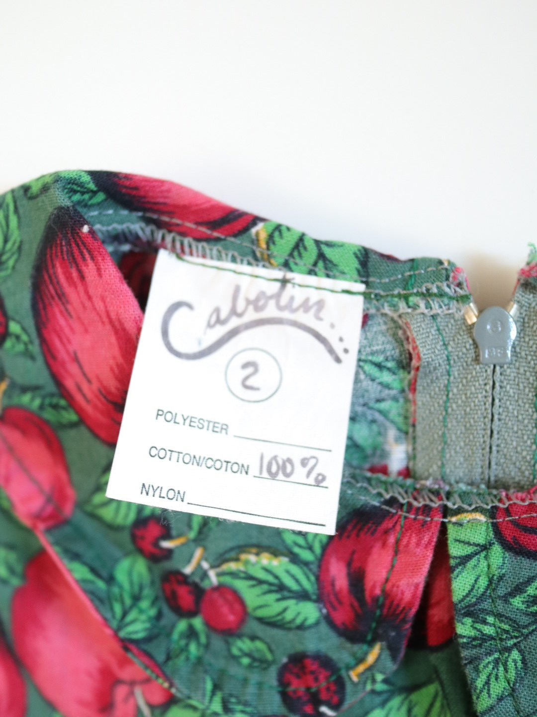 Vintage Apple Print Top & Shorts Outfit SET / 2Y