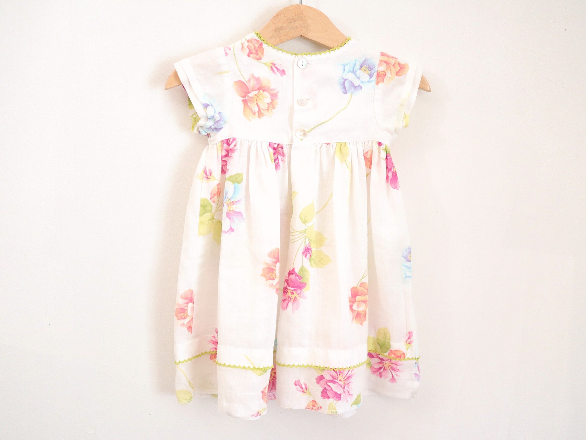 Retro baby girl floral white linen dress / Size 6M