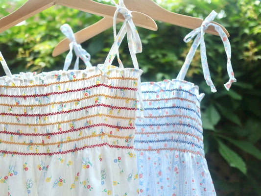 Vintage 70s Sears White Floral Print Smocked Summer Kids Dress / Made in Canada / Size 6Y+