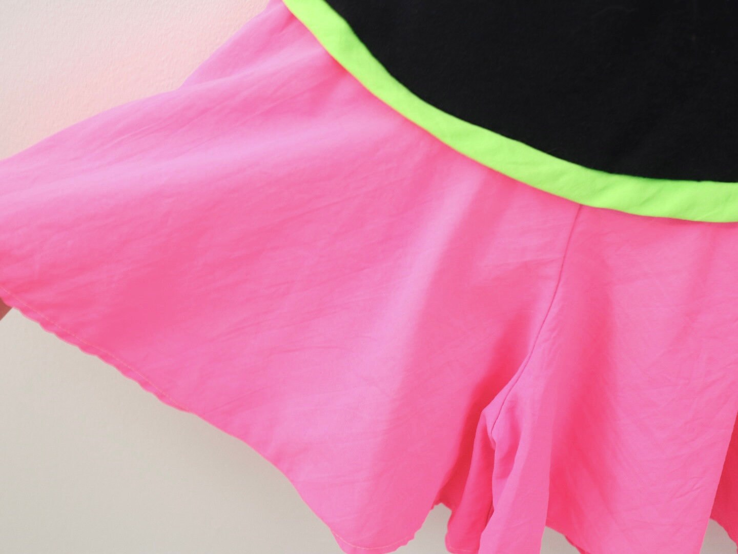 Vintage Black & Neon Pink Beach Party Kids Summer Romper / Size 3Y